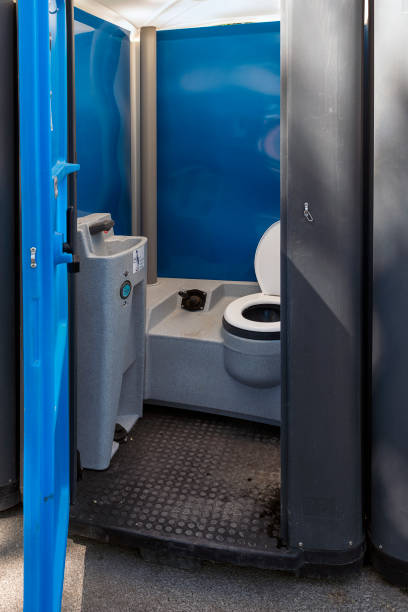 Best Construction site porta potty rental  in Raymond, WI
