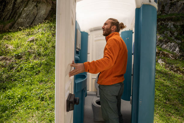 Best Portable toilet rental cost  in Raymond, WI